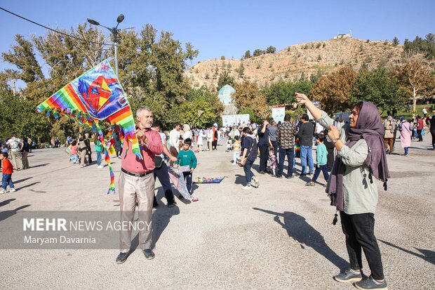 جشنواره شاد کودکانه در بجنورد