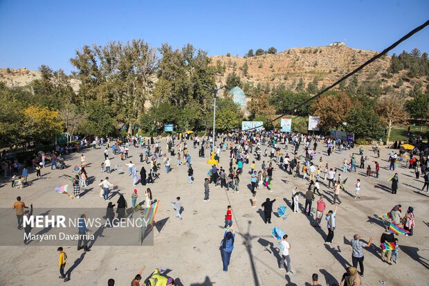 جشنواره شاد کودکانه در بجنورد
