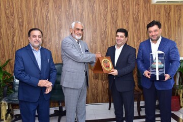 نائب وزير الزراعة الإيراني يزور باكستان بهدف توسيع التعاون الاقتصادي