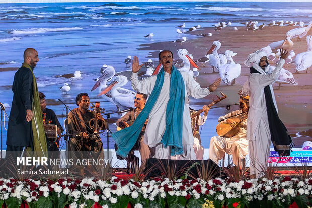 آیین اختتامیه بیست و دومین جشنواره بین‌المللی نمایش‌های آیینی و سنتی