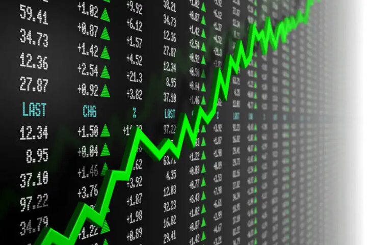 رشد بورس در اولین روز هفته