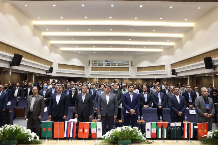 طبیب زاده: مرکز مبادلات اقتصادی و فرماندهی صادرات کرمان تشکیل می شود طبیب زاده: مرکز مبادلات اقتصادی و فرماندهی صادرات کرمان تشکیل می شود