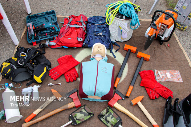 آیین افتتاح و احداث پروژه های امدادی ، عمرانی و رونمایی از ناوگان خودرویی جمعیت هلال‌احمر استان گیلان