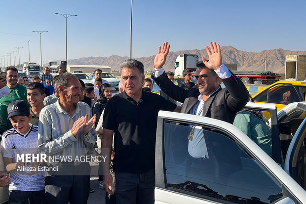 استقبال از حمیدرضا براتی قهرمان کیک‌بوکسینگ جهان در سورمق فارس