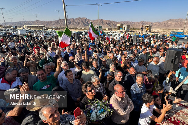 استقبال از حمیدرضا براتی قهرمان کیک‌بوکسینگ جهان در سورمق فارس