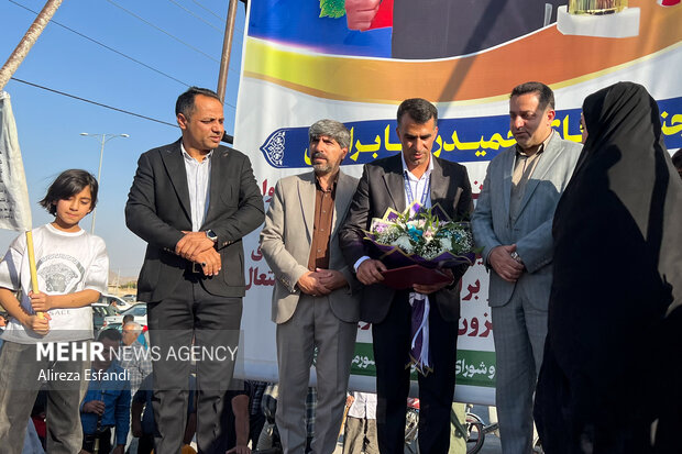 استقبال از حمیدرضا براتی قهرمان کیک‌بوکسینگ جهان در سورمق فارس