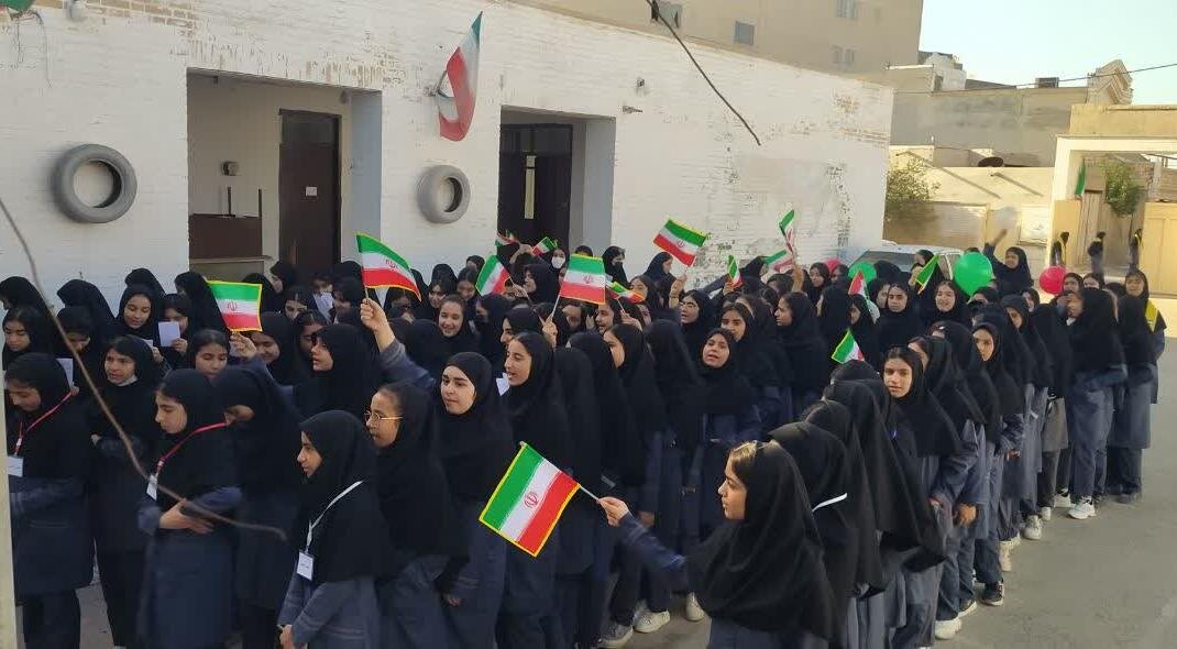 زنگ هفته بهداشت روان در مدارس گناوه به صدا درآمد