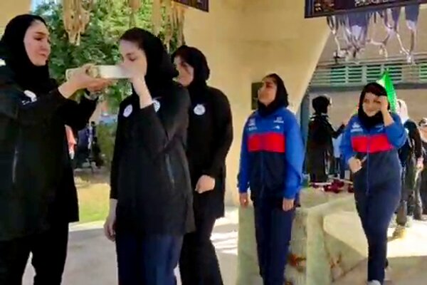 آیین بدرقه کاروان اعزامی خوزستان به المپیاد استعدادهای برتر کشور آیین بدرقه کاروان اعزامی خوزستان به المپیاد استعدادهای برتر کشور