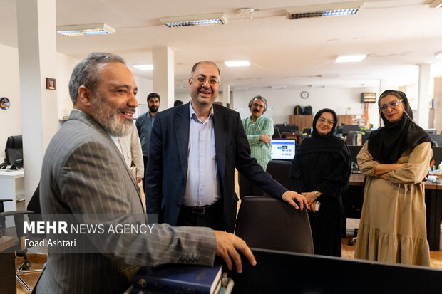 حضور حسین قرایی مدیرکل روابط عمومی سازمان صدا و سیما در خبرگزاری مهر
