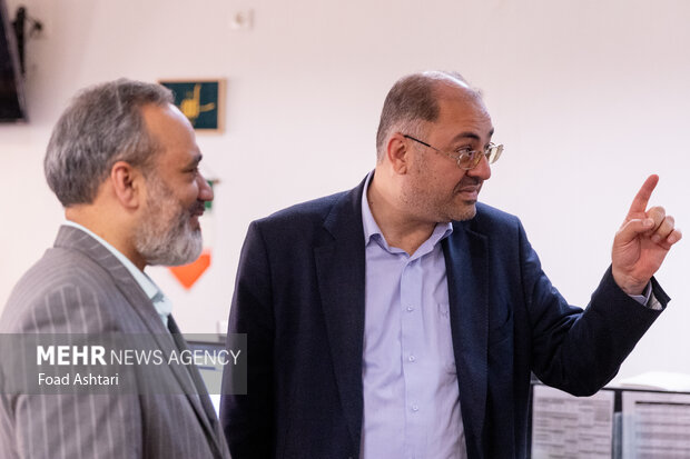 حضور حسین قرایی رئیس روابط عمومی صدا و سیما در خبرگزاری مهر