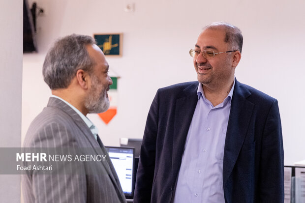 حضور حسین قرایی رئیس روابط عمومی صدا و سیما در خبرگزاری مهر