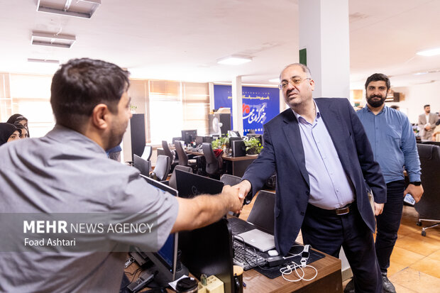 حضور حسین قرایی مدیرکل روابط عمومی سازمان صدا و سیما در خبرگزاری مهر