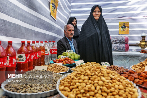 جشنواره بادام خسروشاه