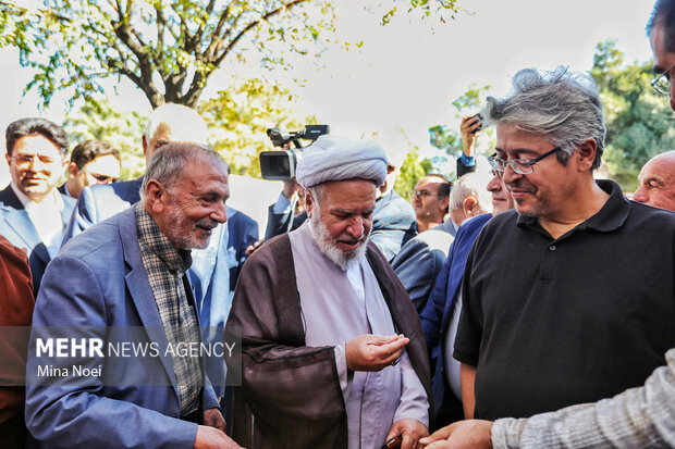 جشنواره بادام خسروشاه