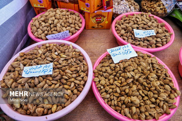 جشنواره بادام خسروشاه