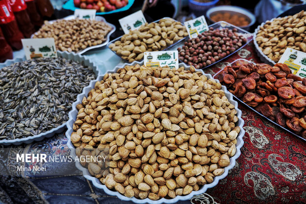 جشنواره بادام خسروشاه