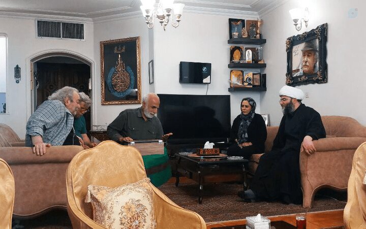 حجتالاسلام قمی: همان شهید که مست چشمان خمارش بودی دستگیرت باشد