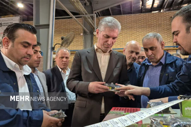 تاکید فرماندار پاکدشت بر ضرورت رفع موانع تولید تاکید فرماندار پاکدشت بر ضرورت رفع موانع تولید