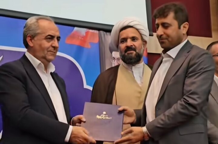 آیین تکریم و معارفه فرماندار جدید بناب برگزار شد آیین تکریم و معارفه فرماندار جدید بناب برگزار شد