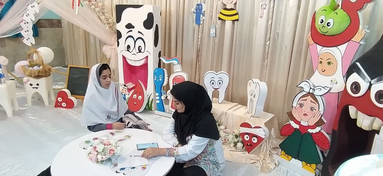 پویش ملی سلامت دهان و دندان در مدارس گناوه آغاز شد