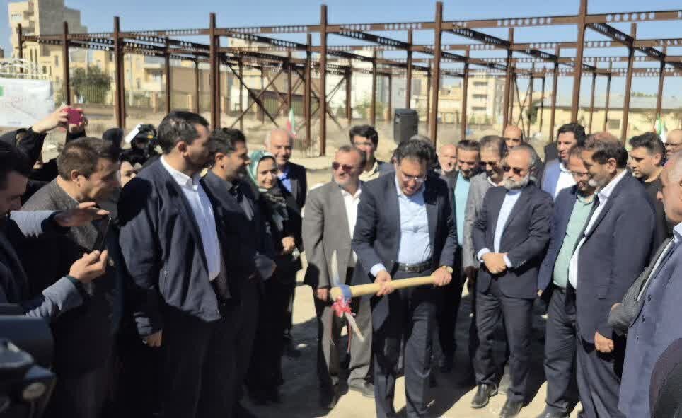 قلندری: عملیات اجرایی مجموعه رفاهی و ورزشی شهرداری اردبیل آغاز شد قلندری: عملیات اجرایی مجموعه رفاهی و ورزشی شهرداری اردبیل آغاز شد