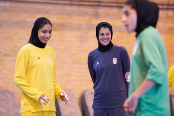 قهرمان آسیا چشم‌انتظار حمایت فدراسیون فوتبال/ فرصت را از جوانان نگیرید