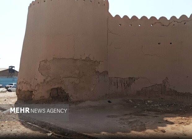 قلعه ناصری ایرانشهر؛ نماد تاریخ بلوچستان که نیازمند توجه است قلعه ناصری ایرانشهر؛ نماد تاریخ بلوچستان که نیازمند توجه است