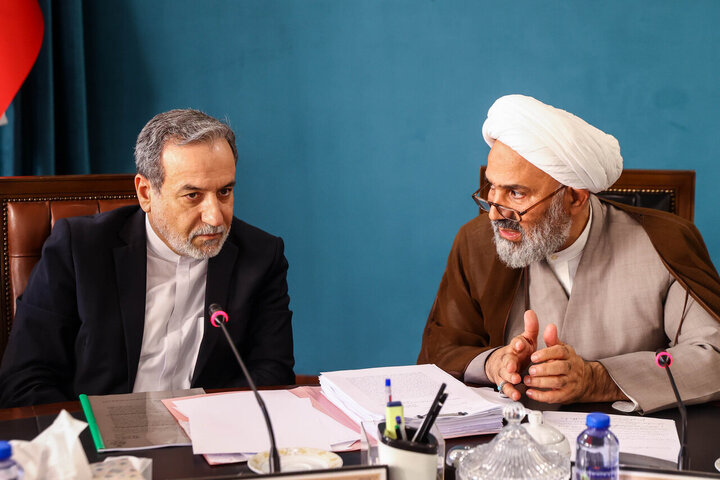 عراقچی: شاهد افق روشنی در روابط ایران، چین و روسیه خواهیم بود