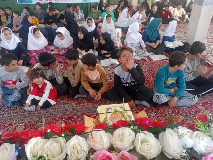 جمادیان: همایش قرآنی ویژه دانشآموزان در روستای نجفآباد برگزار شد جمادیان: همایش قرآنی ویژه دانشآموزان در روستای نجفآباد برگزار شد