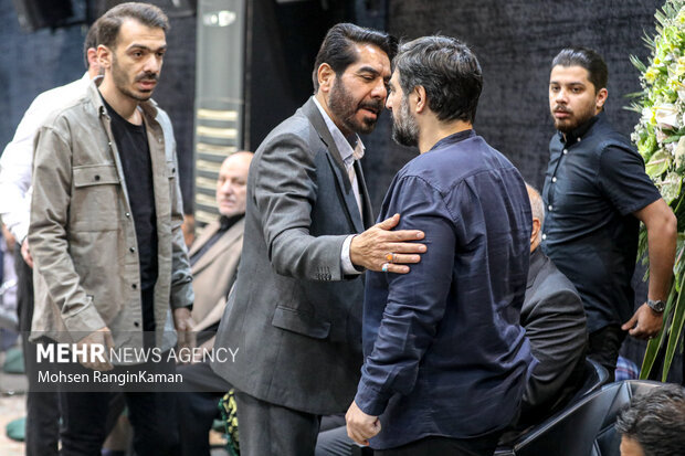 مراسم تشییع والده مداح اهل بیت (ع) سید مجید بنی فاطمه