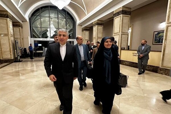 İran Yol ve Şehircilik Bakanı Azerbaycan’da