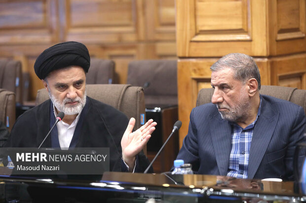 نشست اعضای کمیسیون امنیت ملی مجلس شورای اسلامی با فرمانده کل ارتش