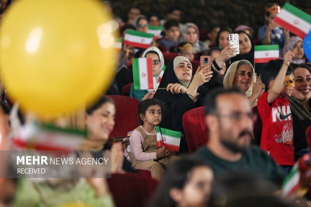 شور و هیجان مازندرانی‌ها در کنار یوز ایرانی