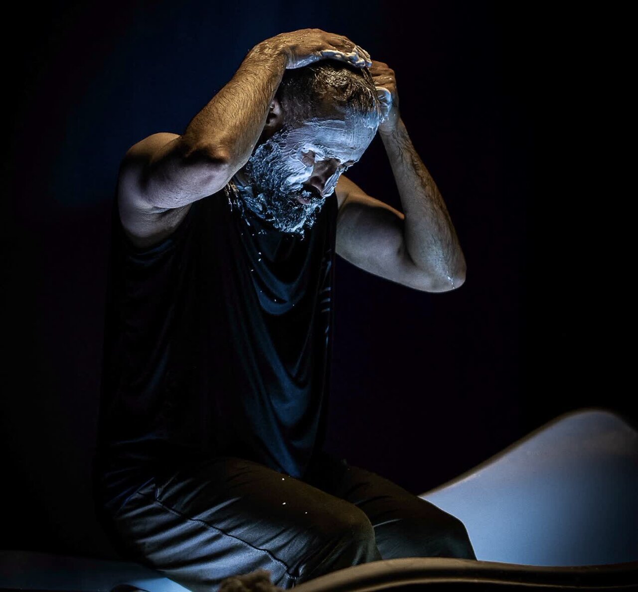 ۶۸ ثانیه در ذهن یک شخصیت؛ امید نیاز از نمایش جدیدش میگوید ۶۸ ثانیه در ذهن یک شخصیت؛ امید نیاز از نمایش جدیدش میگوید