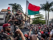 Madagaskar'da ordu iktidarı ele geçirdi
