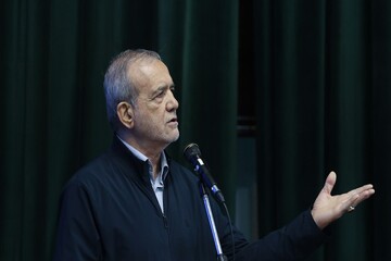 پزشکیان:امکان ندارد یک مدیر برای مردم کار کند و مردم از او بیزار باشند