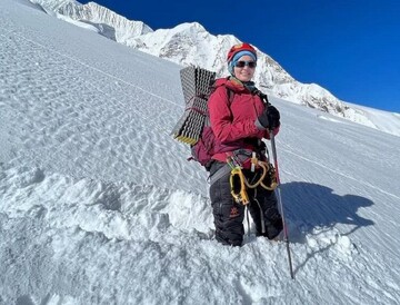 نجاح أول متسلقة إيرانية للإنضمام إلى نادي متسلقي القمم التي تتجاوز 8 آلاف متر في العالم