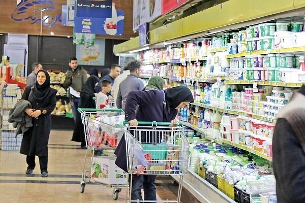 بازار گیلان در قاب بررسی مهر؛ مردم ناظر اصلی قیمت‌ ها باشند