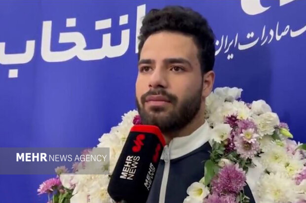 نایب قهرمان وزنهبرداری جهان: حریفم با یک کیلو اختلاف قهرمان شد