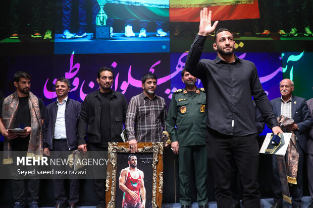 مراسم تجلیل از قهرمانان تیم ملی کشتی جمهوری اسلامی ایران 26