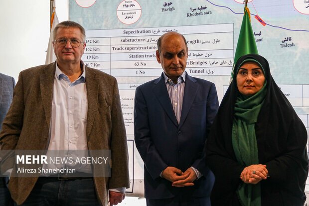 سفر یکروزه وزیر راه و شهرسازی به شهرستان آستارا