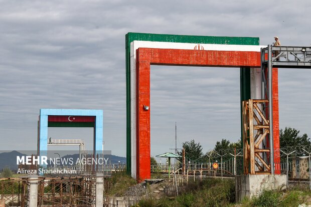 سفر یکروزه وزیر راه و شهرسازی به شهرستان آستارا