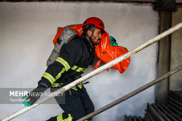 رقابت چالش FCC آتش نشانان کشور در رشت