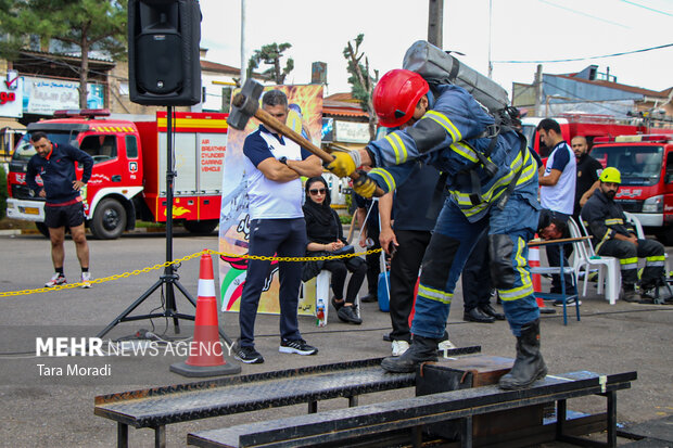 رقابت چالش FCC آتش نشانان کشور در رشت