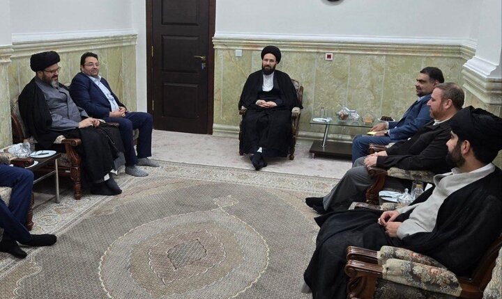 دیدار حزب نسل نو با حجتالاسلام سیدعلی خمینی