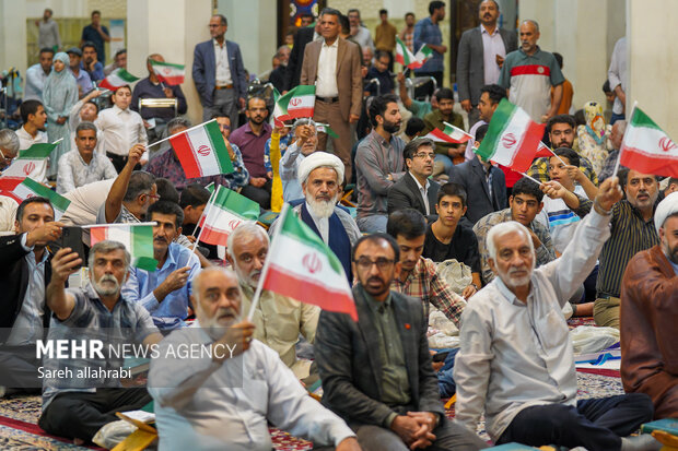 محفل انس با قرآن «بُشری» در حرم شاهچراغ(ع)