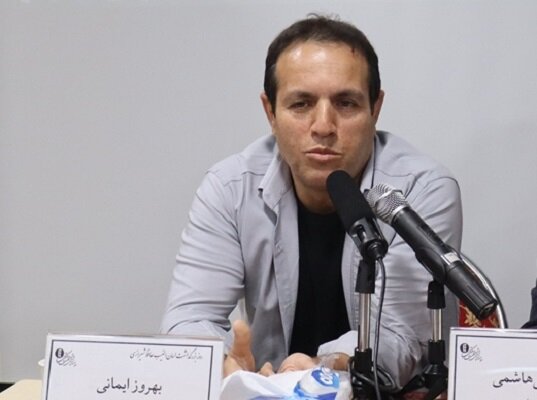 حافظ کسی است که در هیچ قالبی نمیگنجد 5