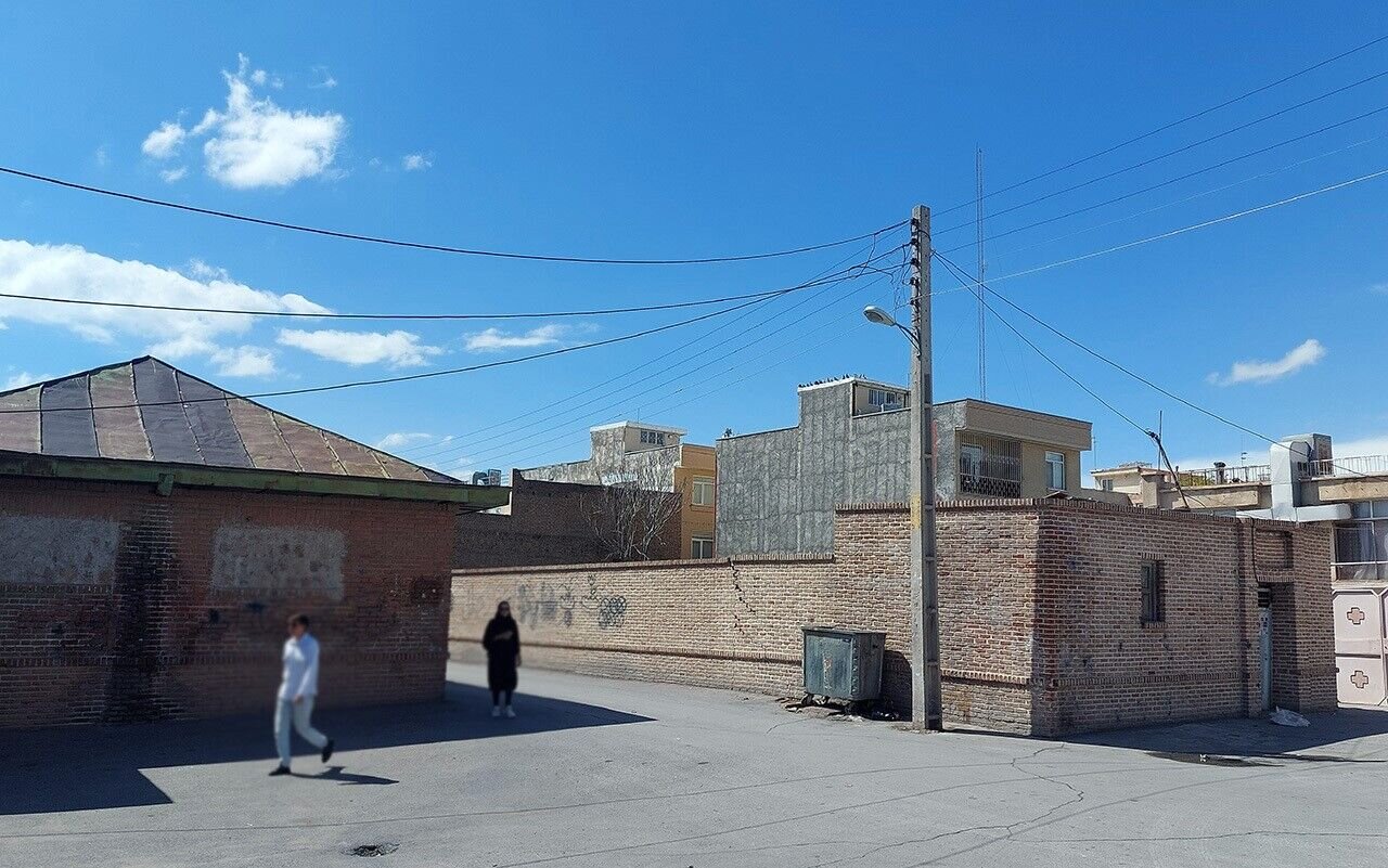 «انصاری شرقی» پروژه‌ای بدون مجوز در قلب تاریخی قزوین