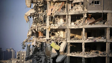 افتتاح نمایشگاه آثار تجسمی جنگ ۱۲ روزه به میزبانی هلال احمر