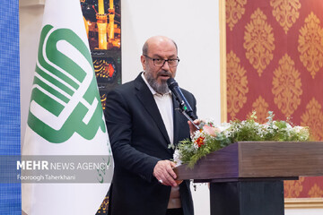 حمایت بنیاد مستضعفان از انجمن‌های علمی کشور